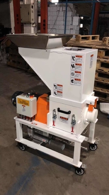 China good quality teeth blade cutter low speed crusher/plastic waste recycling grinder manufacturer Best price