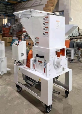 China good quality teeth blade cutter low speed crusher/plastic waste recycling grinder manufacturer Best price