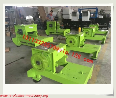 China Flat Cutter Saddle Type Strong Plastics Crusher/ Plastics Shredder OEM Producer