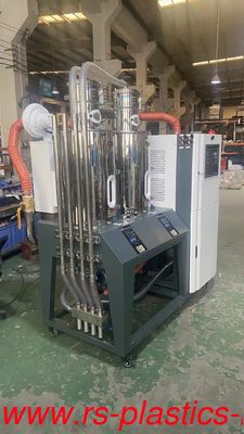 China injection aciliary machine 3 in 1 dehumidifier dryer Factory one dehumidifier to two silo hoppers good price agent wanted
