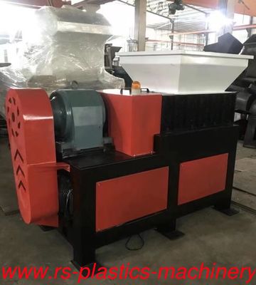 Strong & Powerful solid waste recycle machine waste solid shredder supplier for Barrel/CD/wood/tire/Plastic/Can/Cloth/ Metal good  price