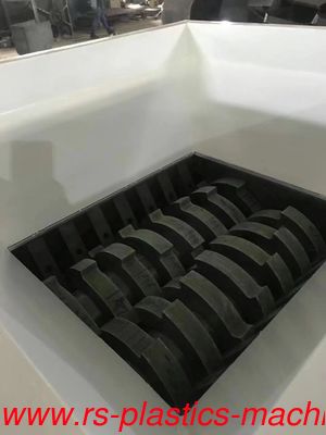 Supply Powerful solid waste recycle machine for all kinds of waste reuse Shredder good price agent wanted