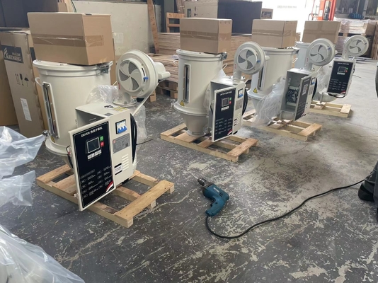 Hopper Dryers Directly Mounted On the Moulding Machine/plastic raw material hopper dryer