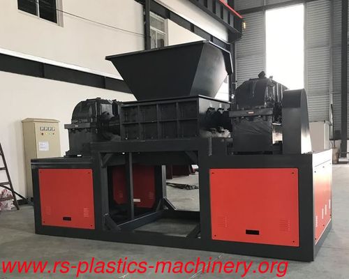 China Powerful solid waste recycle machine rubber/CD/wood/tire/Plastic/Can/fiber/Cloth/Metal etc Shredder producer best price
