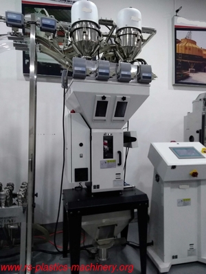 Output 800kg/hr Auto Material Gravimetric Blender manufacturer with floor stand high precision good price