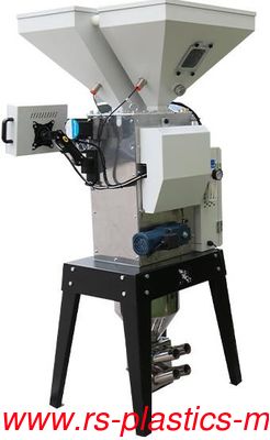 Output 300kg/hr automatic gravimetric blender supplier weight sensor mixer doser unit put on extruder directly factory price agent needed