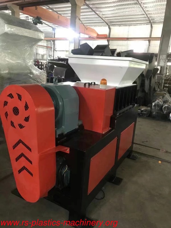 Strong & Powerful solid waste recycle machine waste shredder supplier for Barrel/CD/wood/tire/Plastic/Can/Cloth/ Metal good  price
